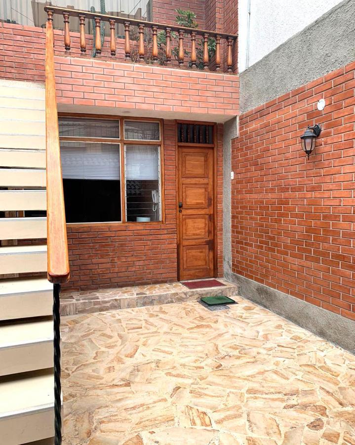 Hermoso dpto amoblado, 1 piso, wifi, terraza y cochera en San Miguel Lima Exterior foto