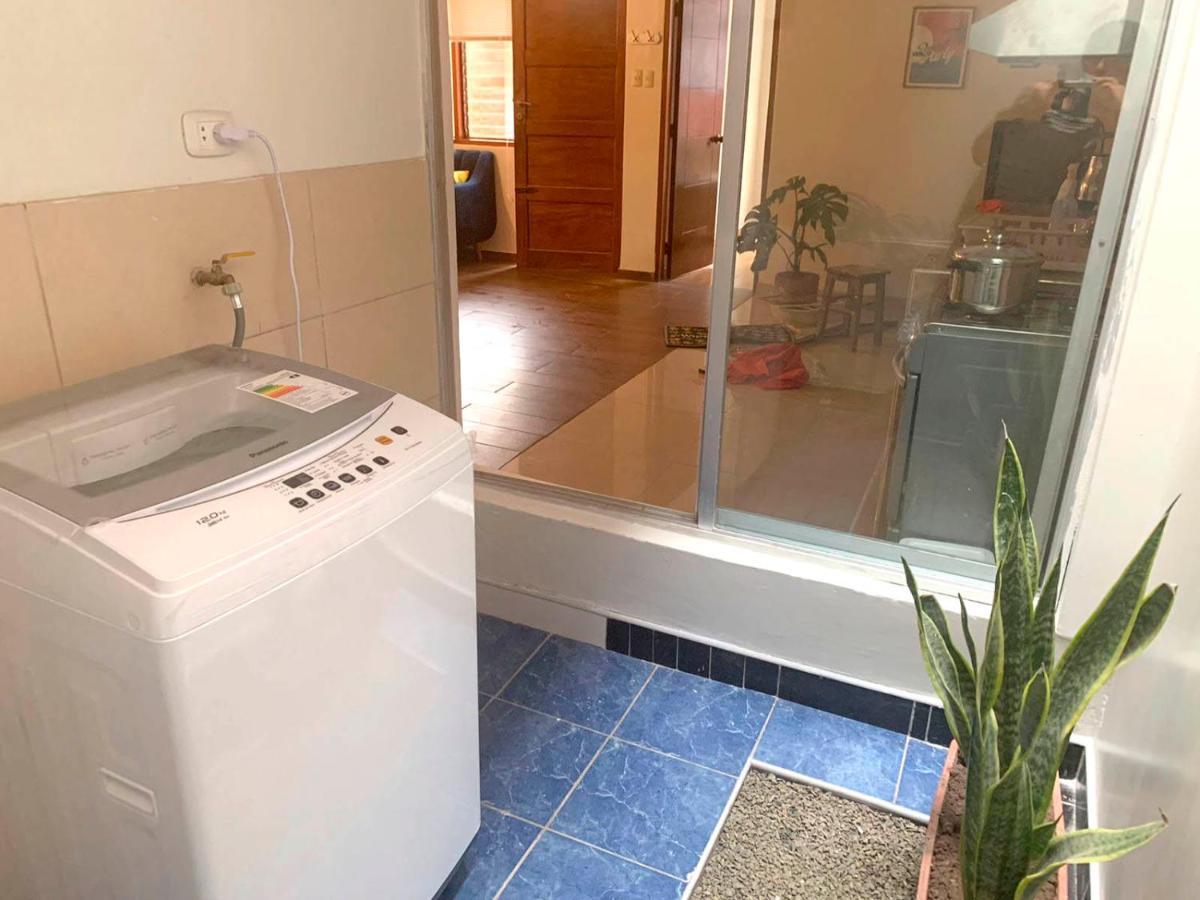 Hermoso dpto amoblado, 1 piso, wifi, terraza y cochera en San Miguel Lima Exterior foto